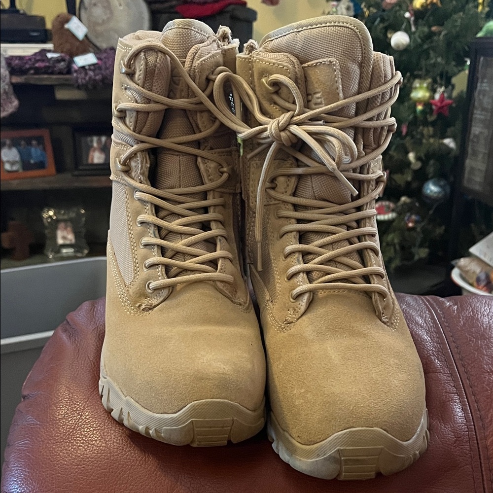 LAPG Classic Tan Lace Up Boots